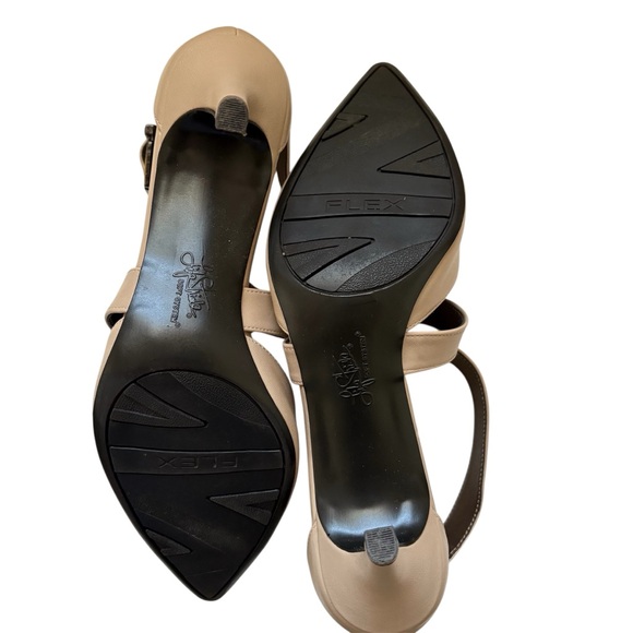LifeStride Soft System Flex Ivory Taupe Women heels Size: 9.5M - Picture 5 of 7